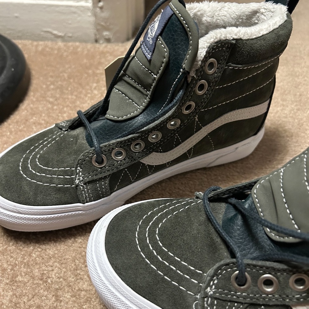 Vans Kids High-Top Sneakers - Dark Green and White